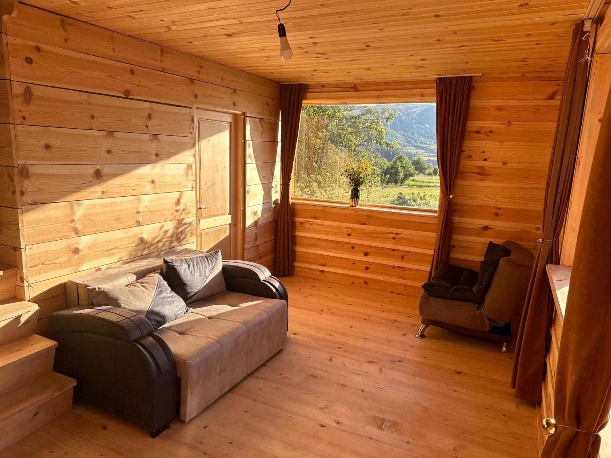 Ecohouse Svaneti เมสเตีย ภายนอก รูปภาพ