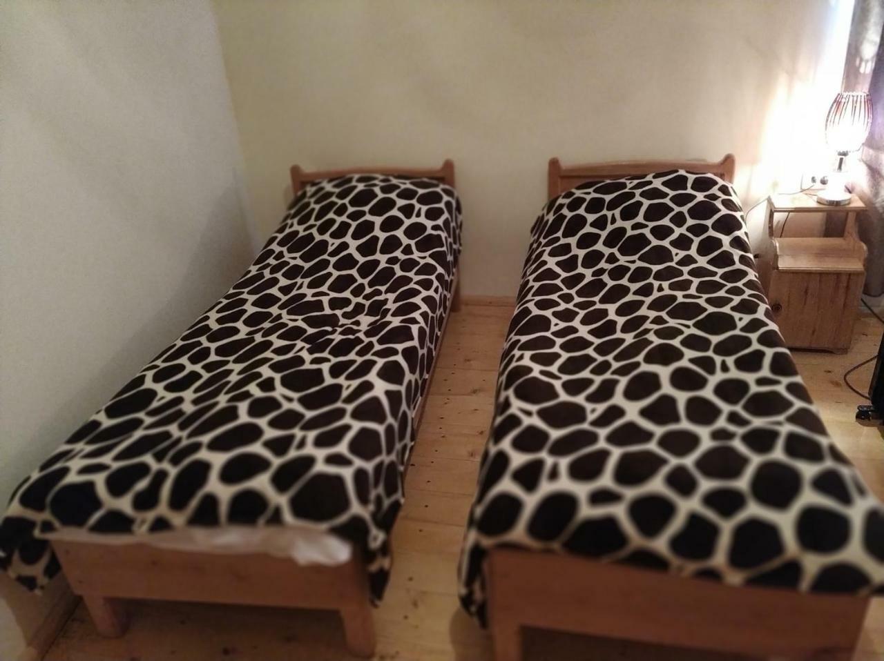 Ecohouse Svaneti เมสเตีย ภายนอก รูปภาพ